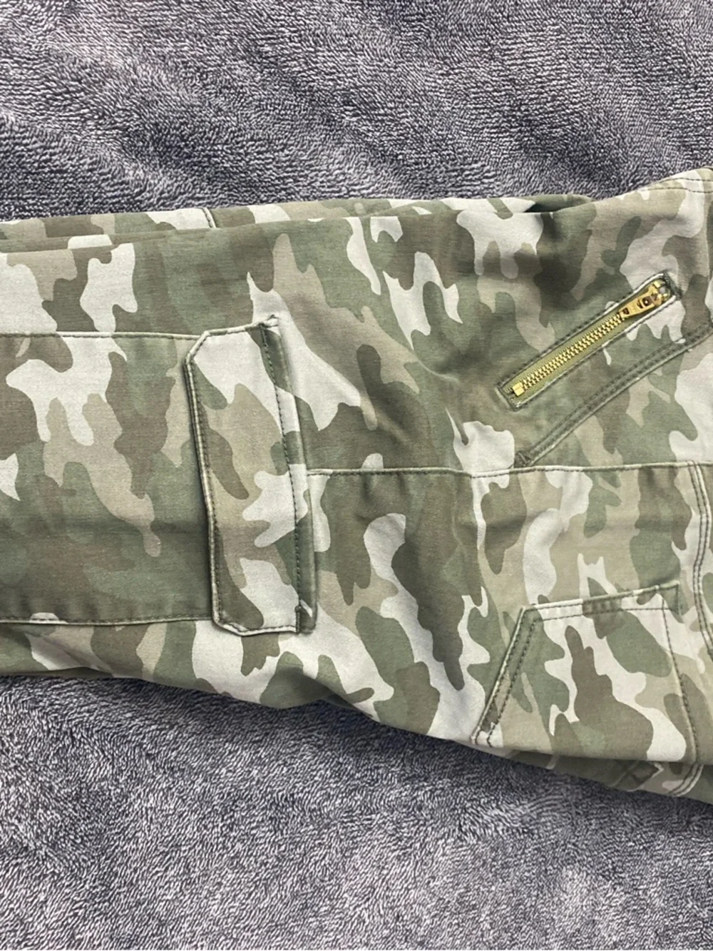 NWT Justice Girls Camo Cargo Jeggings – Size 12‎